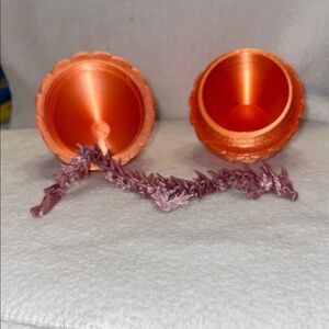 Orange metallic Decorative 3Dprinter egg with Purple metallic pink dragon